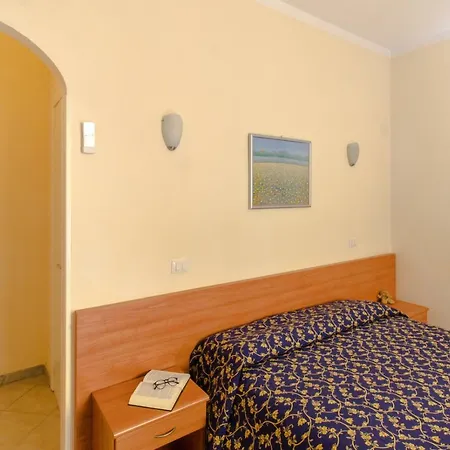 Isophylla Aparthotel 3*