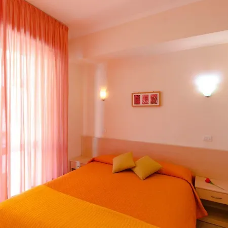 Aparthotel Isophylla